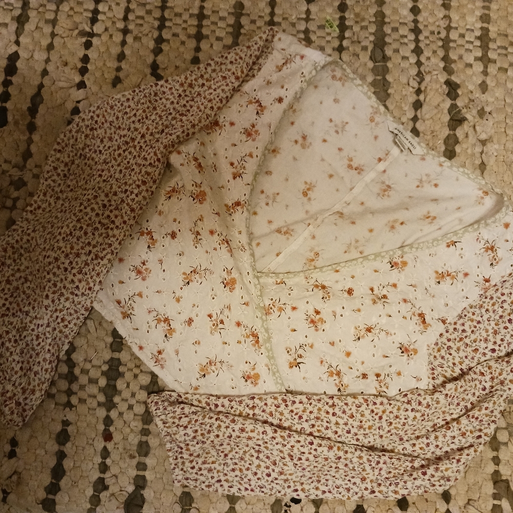 Long sleeved flower blouse